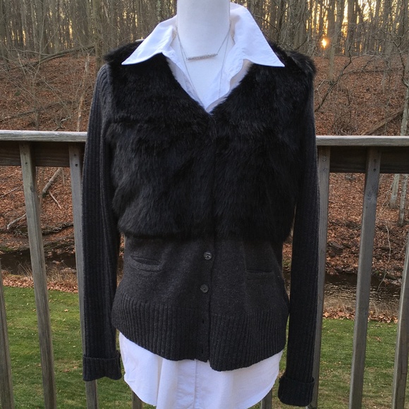 Simply Vera Vera Wang dark gray size M cardigan sweater with faux fur - Picture 1 of 4